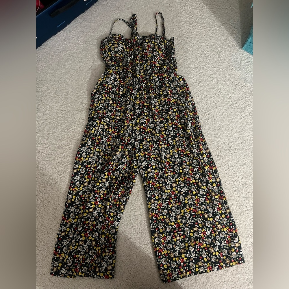 flower jump suit